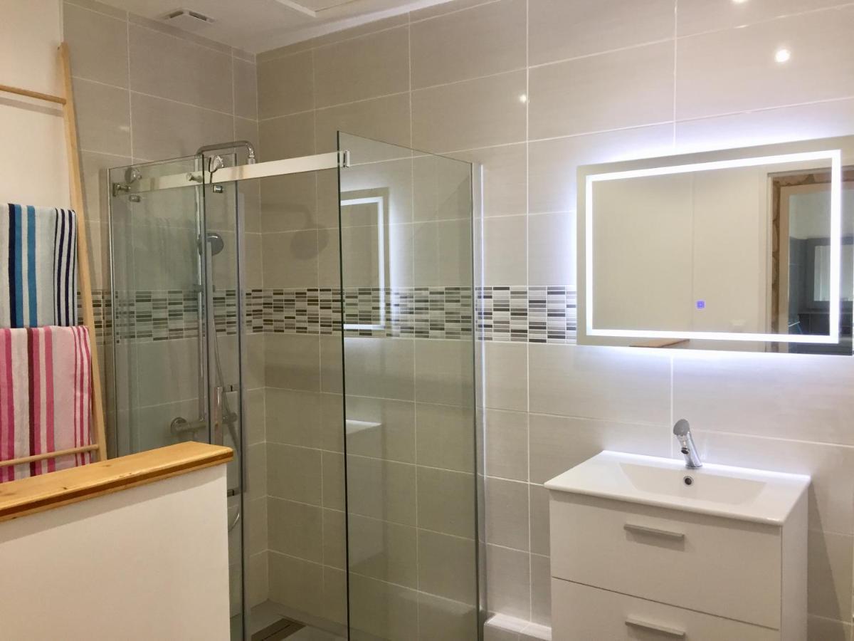 קרקסון Residence Alpha Centauri מראה חיצוני תמונה