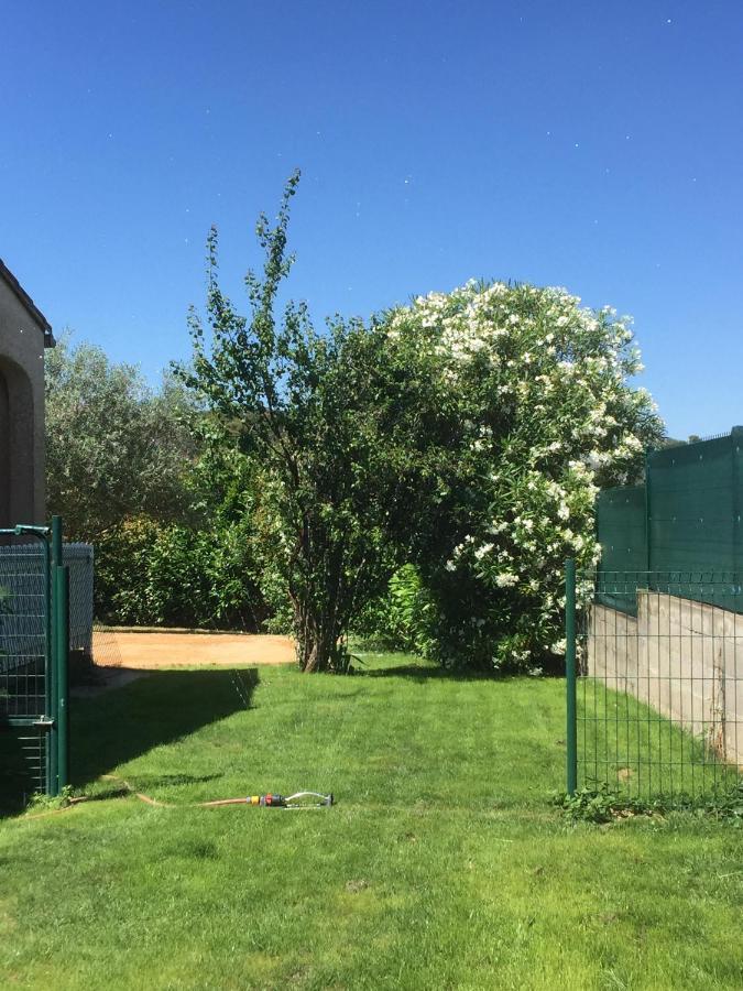 קרקסון Residence Alpha Centauri מראה חיצוני תמונה